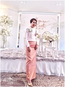 รีวิวชุดไทยประยุกต์