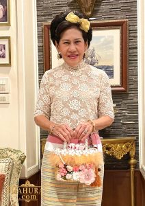 ชุดไทยผู้หญิง